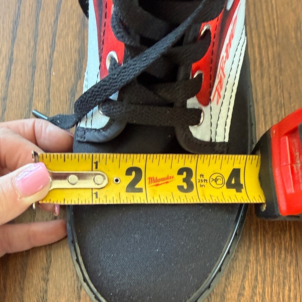 Stylish Black and Red canvas sneaker - Picture 6 of 6